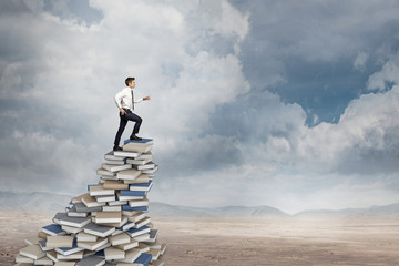 公积金缴纳基数和工资有关系吗