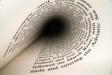 沉木放在鱼缸里水发黄怎么办