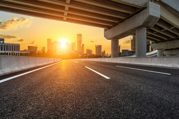 汽车修理工安全操作规程与流程