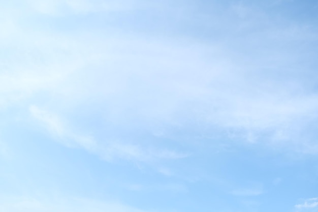 五菱之光离合器踩着重怎么办